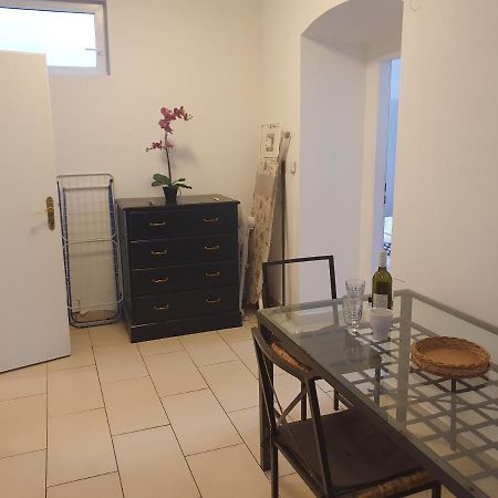 Spacious Apartment Near The Center Wien Eksteriør bilde